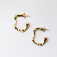 Irregular Wave C-shaped Stud Earrings - Local Pitara