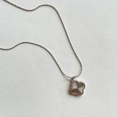 Silverleaf Clover Necklace