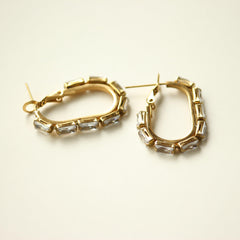 Oval Sparkle Earring