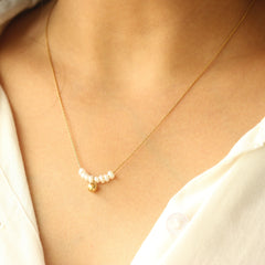 Opulent Pearls Necklace