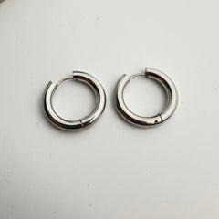 Midnight Loops Earring