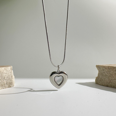 Heart’s Glow necklace