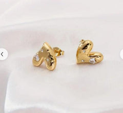 Lustrous Love Earring