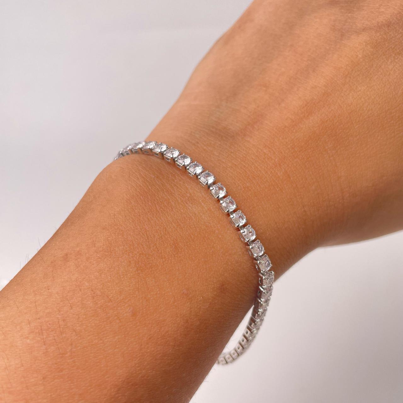 Round Diamond Tennis Bracelet