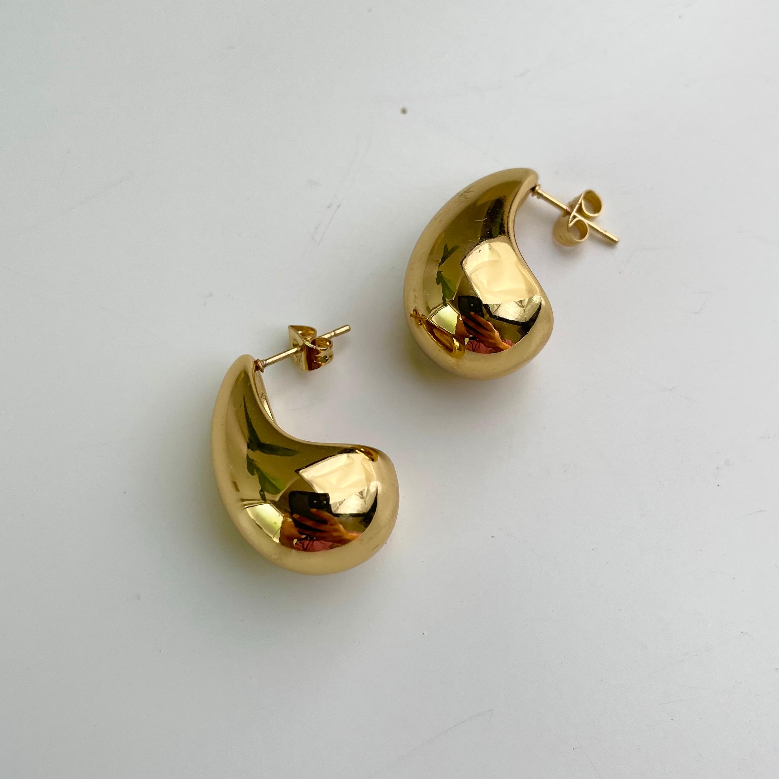 Lunar Luster Earring