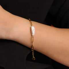 Pearl Kiss Bracelet - Local Pitara