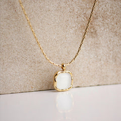 Square Mop Necklace